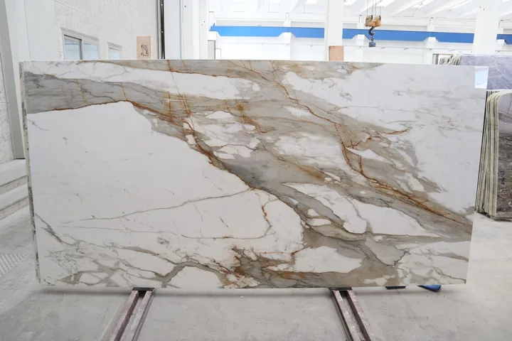Large-format porcelain surface slab
