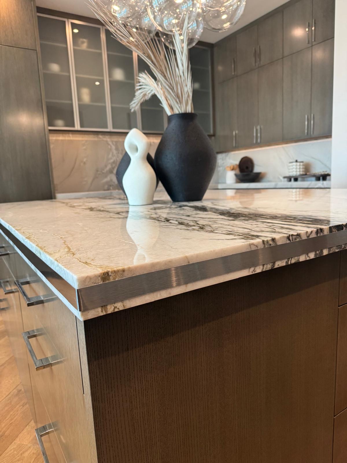 Veined stone kitchen island in Palm Harbor
