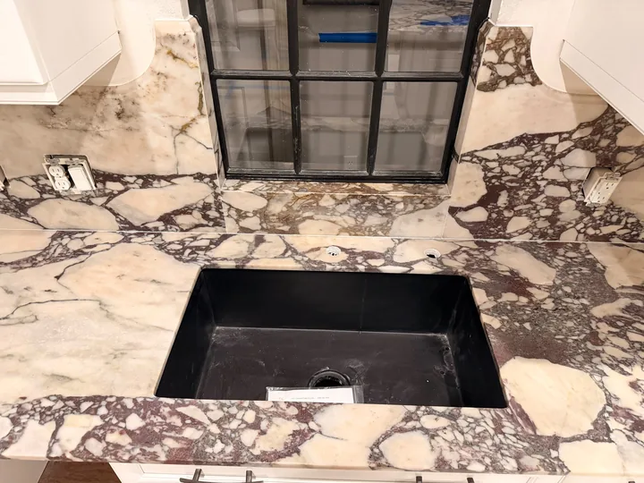 Countertop around kitchen sink in Riverview